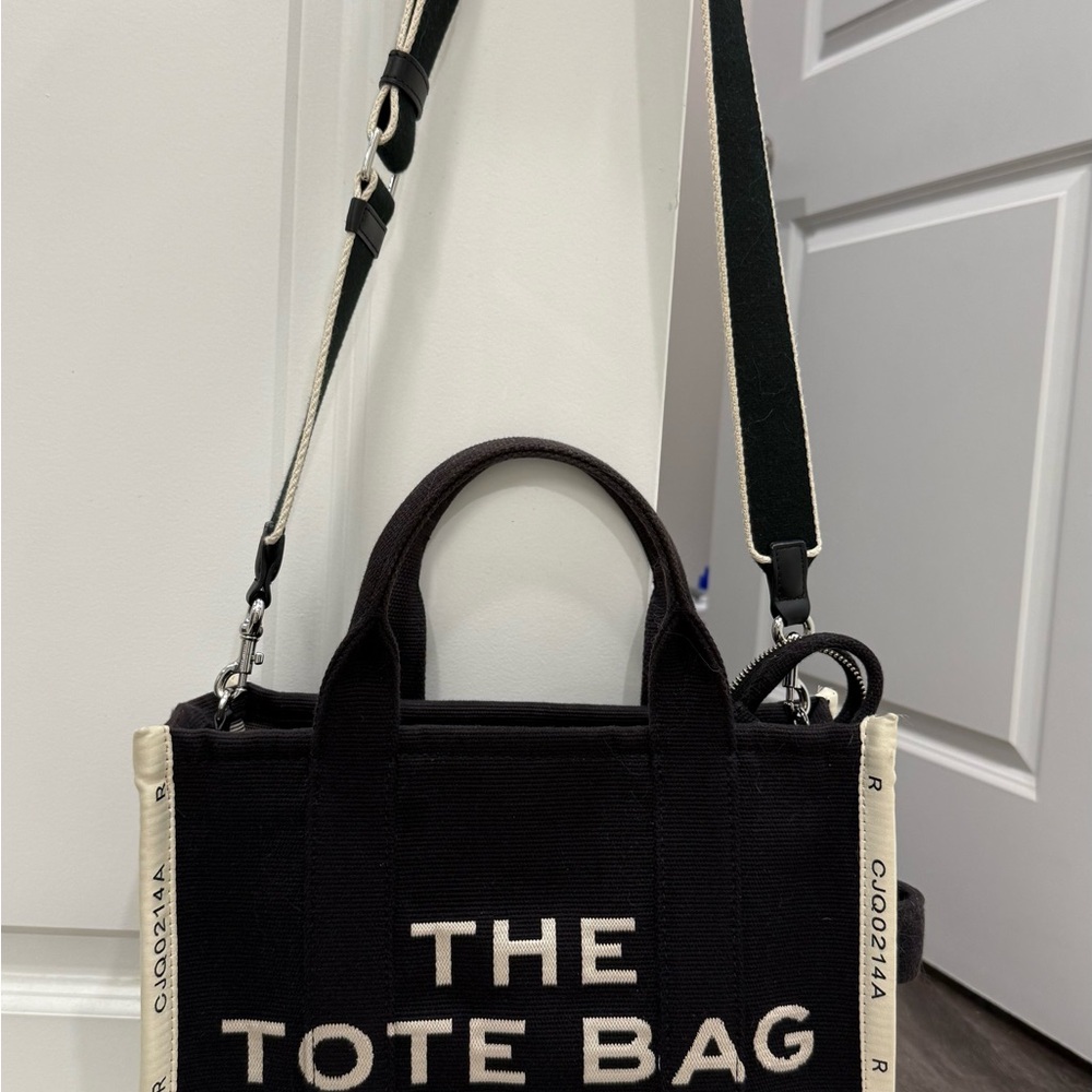 Marc Jacobs Black and Cream Bag